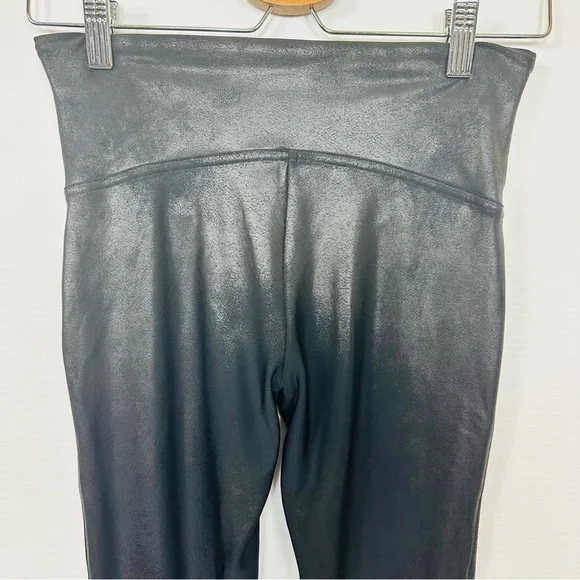 SPANX Leggings Sz M Faux Leather Black - Picture 8 of 17